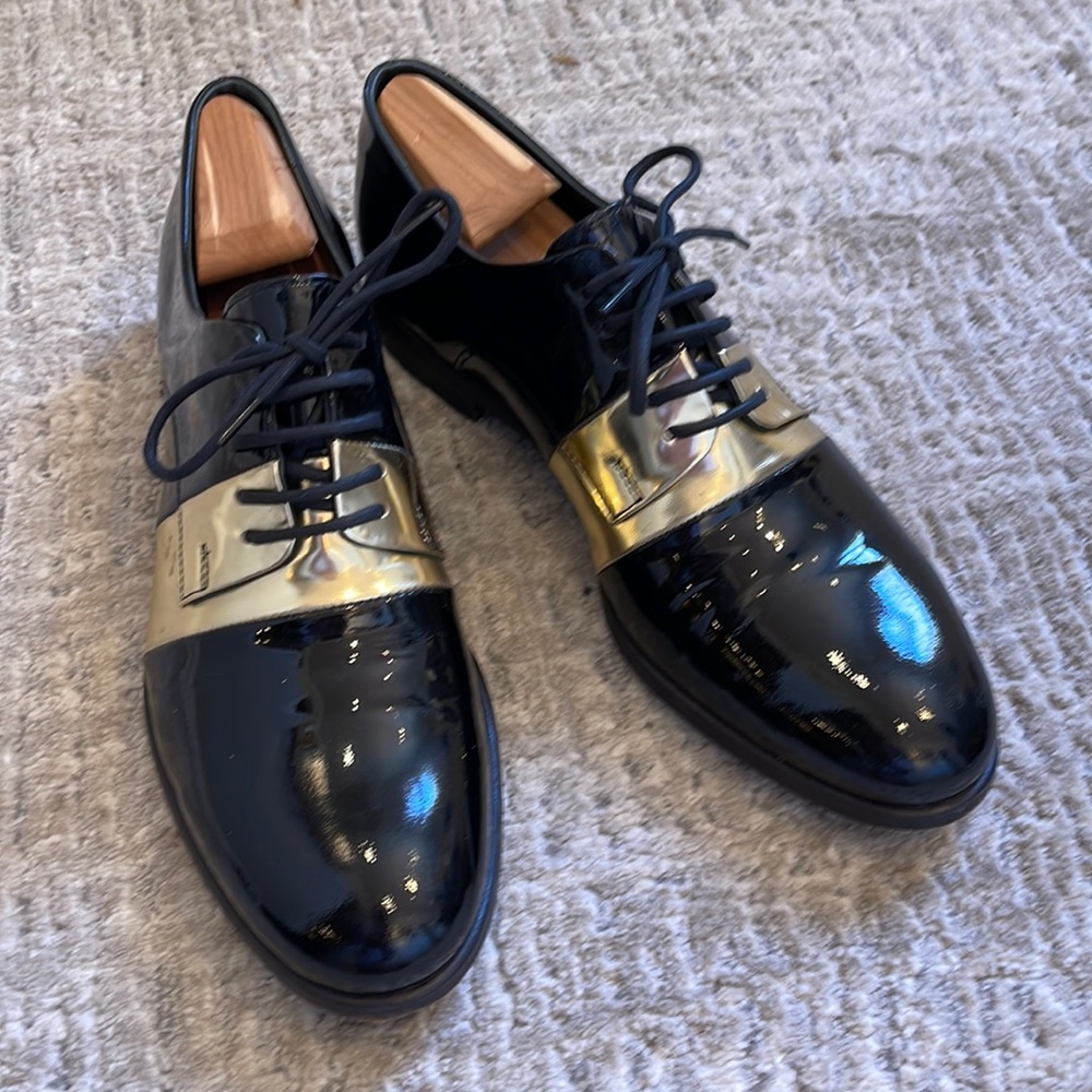 Alfredo Bannister patent leather shoes